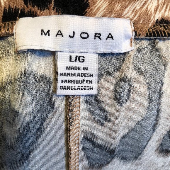 Leopard Print Midi Skirt With Sharkbite Hem - Picture 10 of 10